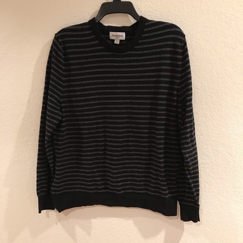 Men’s long sleeve black and grey striped
